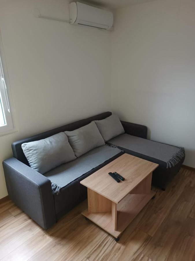 Stan Na Dan Im Apartment Uzice Exterior photo