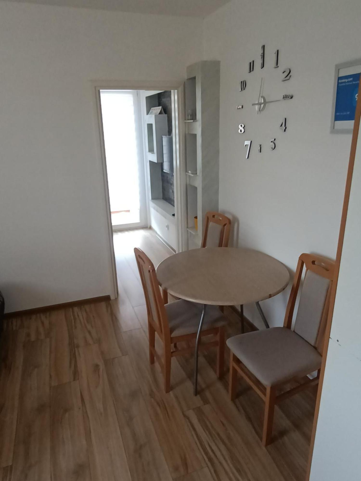 Stan Na Dan Im Apartment Uzice Exterior photo